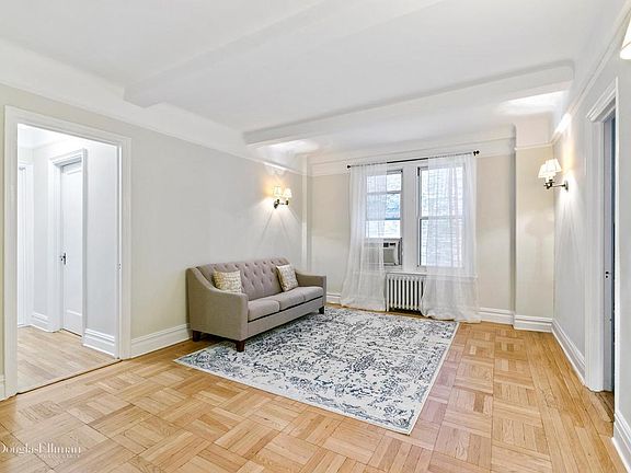 3rd image of 11 W 69th St APT 2D