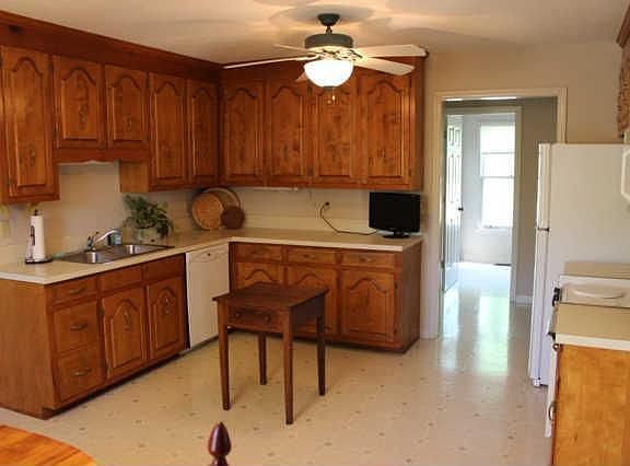 4th image of 2233 Regal Ct