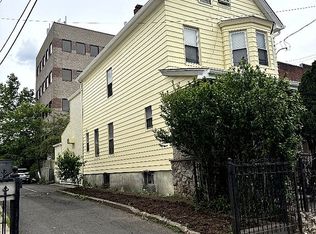 11 Reid St, Elizabeth, NJ 07201