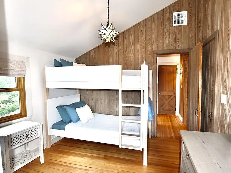 343 Lake Ave — Photo 46