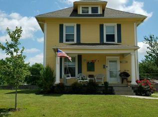 233 S Cedar Cir, Webb City, MO 64870