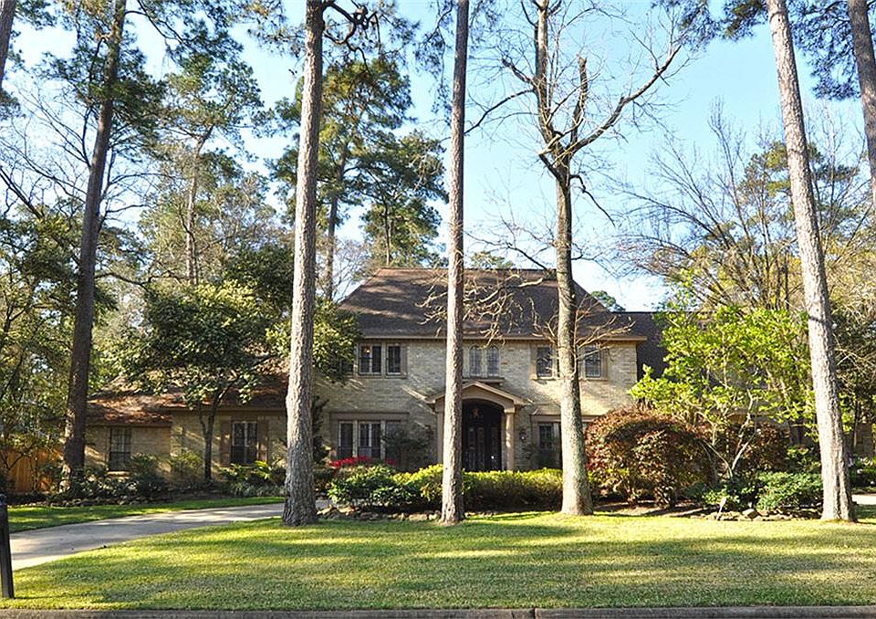 1st image of 2451 Lake Village Dr