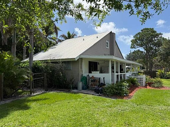 5th image of 709 Savannah Street