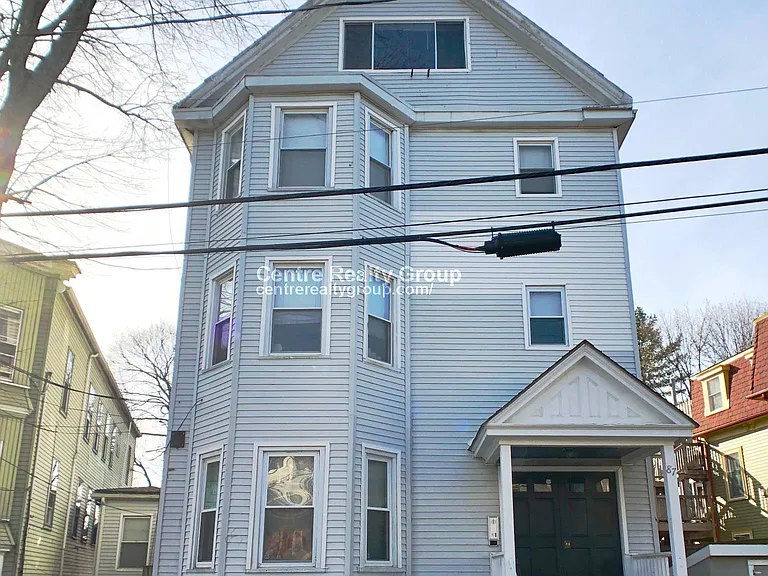 87 Sheridan St #4 — Photo 8