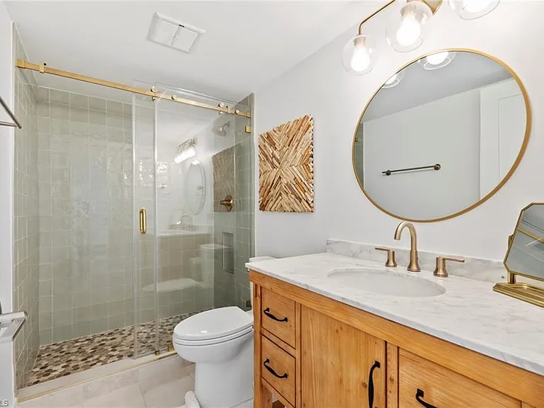 3500 Gulf Shore Blvd N #408 — Photo 11