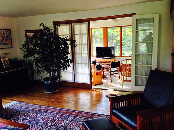 Living room to sun room