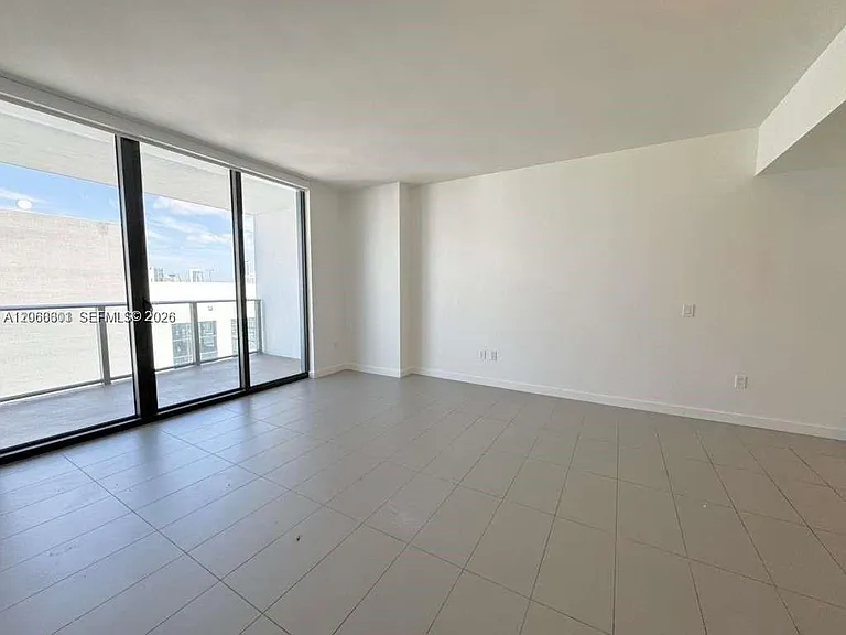 1600 NE 1st Ave #3119 — Photo 4