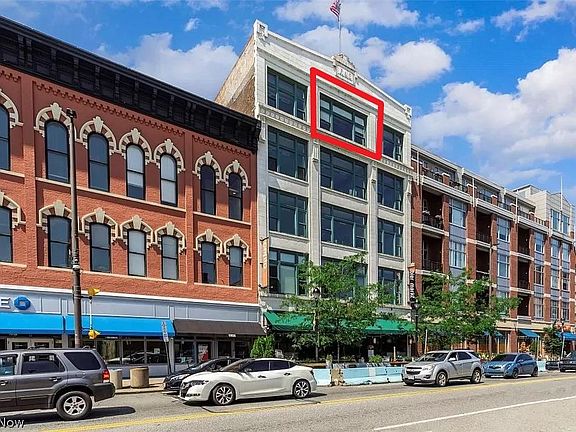 Street view from West 25th