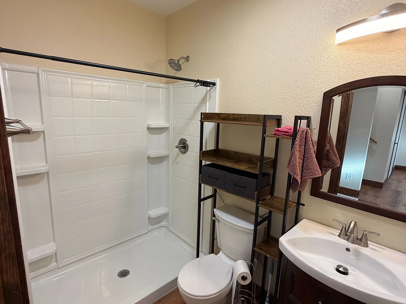 4 bed, 2162 sqft, $1,200 — Photo 3
