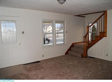 2nd image of 13720 Oak St