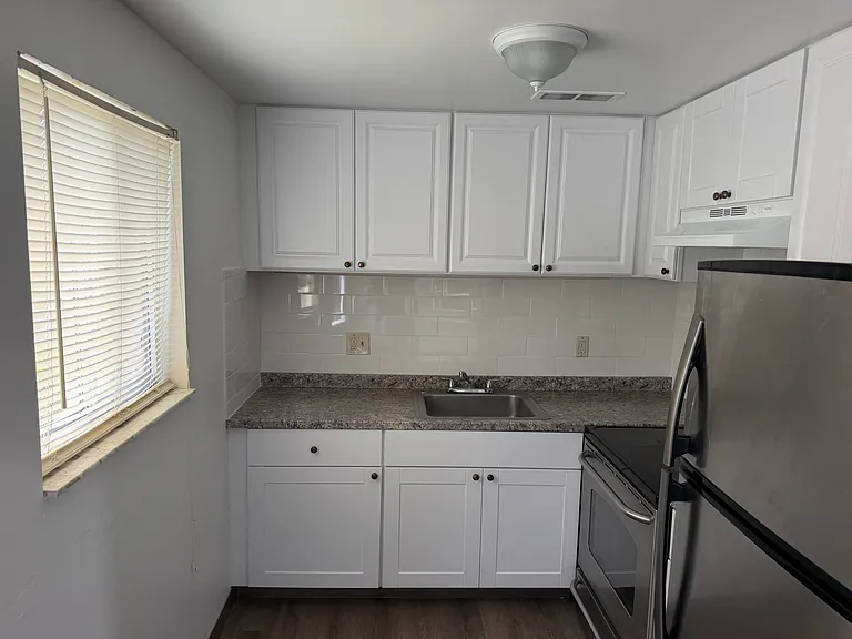 700 Village Green Ct #101 — Photo 58