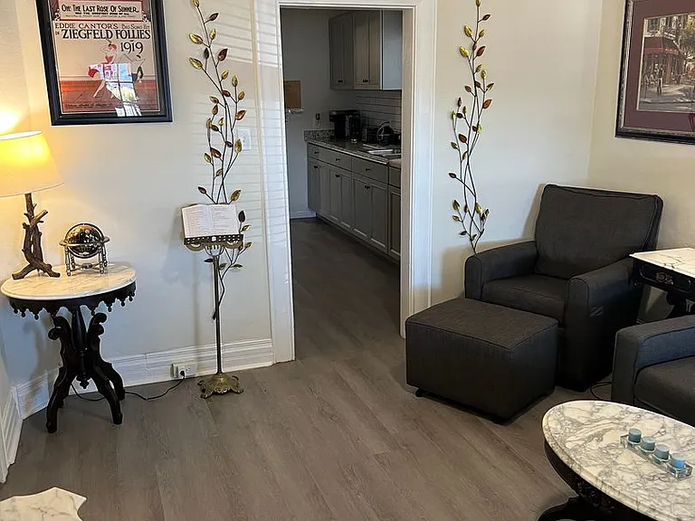 3026 N Hancock Ave — Photo 10