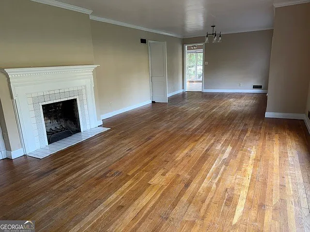 410 Park Ave — Photo 14