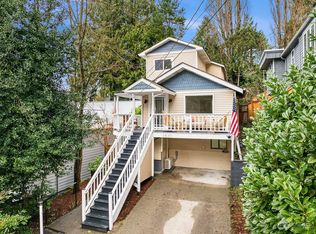 3830 SW Orchard St, Seattle, WA 98126