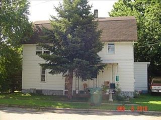 2nd image of 125 N Ruggles St #3