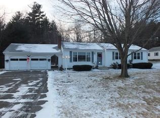55 Lee St, East Longmeadow, MA 01028