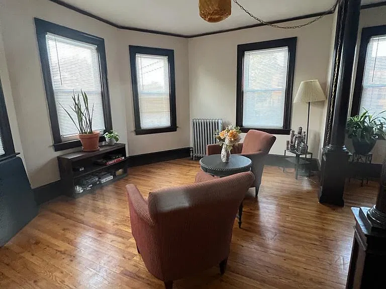 143 Stewart St — Photo 16