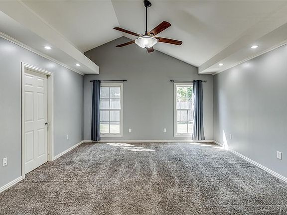 5th image of 5300 Norris Dr