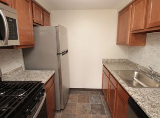 5388 Main St, Bethel Park, PA 15102