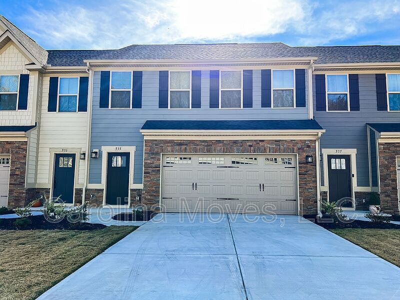 1st image of 535 Martin Creek Dr