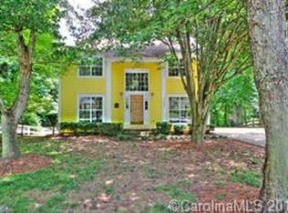 7707 Pelican Ct, Charlotte, NC 28227
