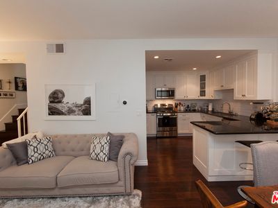 2500 Abbot Kinney Blvd APT 27, Venice, CA, 90291