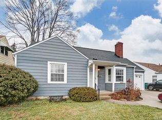 433 E Dorothy Ln, Dayton, OH 45419