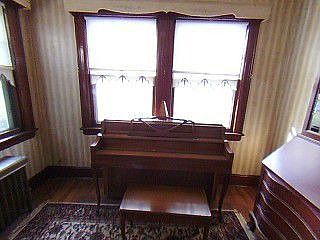 3rd image of 110 Clifton Ave