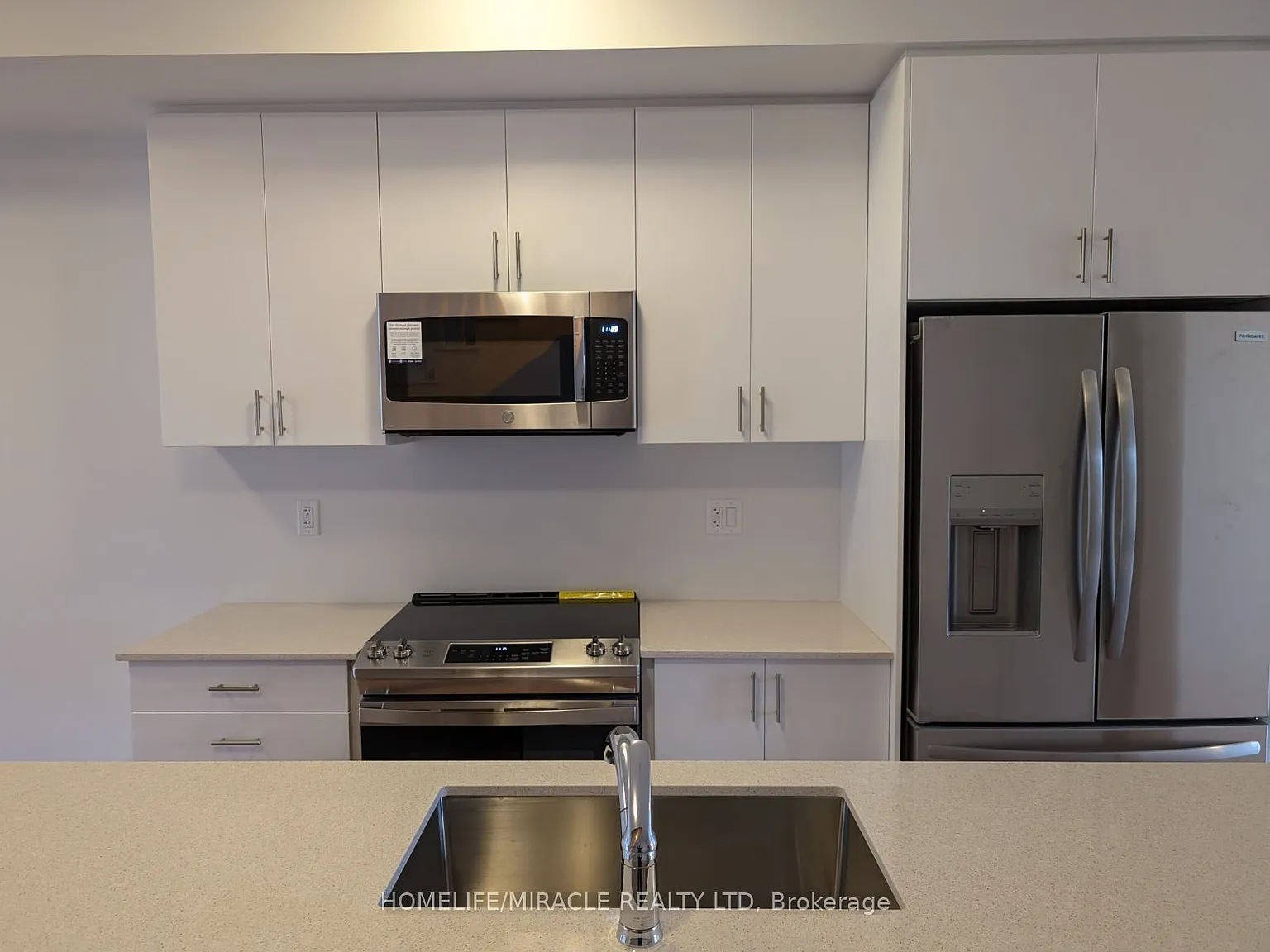 4 bed, $3,600 — Photo 3