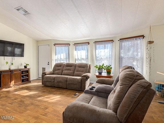 4th image of 7340 N Ellexson Dr