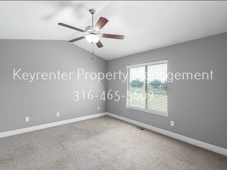 2307-2309 E Coolwater St Duplex — Photo 7