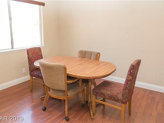3rd image of 3938 Avonwood Ave