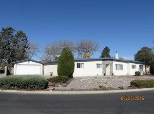 10101 Elmhurst Dr NW, Albuquerque, NM 87114