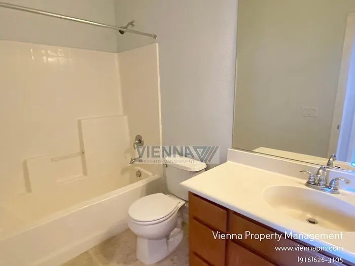 3301 Leiper Loop — Photo 21