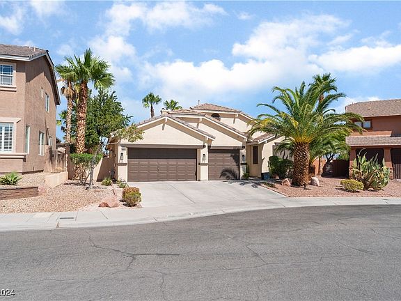 3rd image of 9604 Cherry Canyon Ave