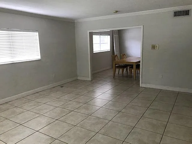 750 Benevento Ave — Photo 4