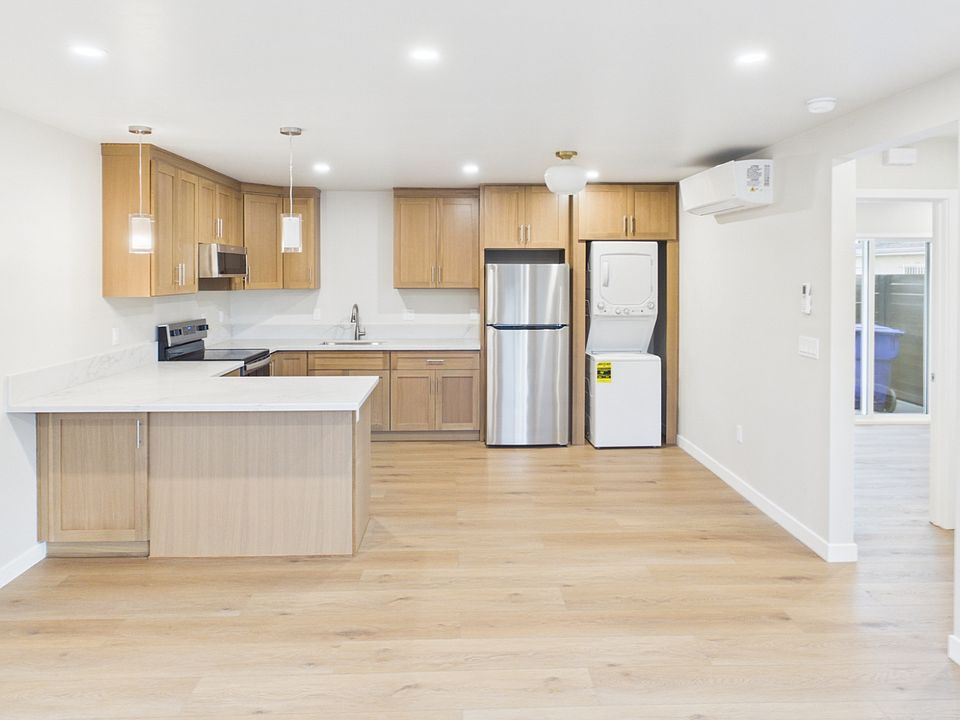 1st image of 4630 Altadena Ave