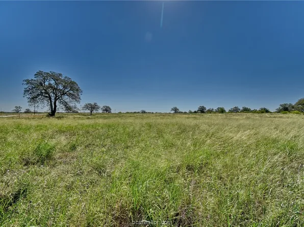 115 Sunny Bay, Red Rock, TX 78662