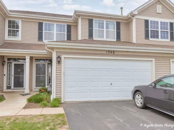 1346 Prescott Dr, Fox Lake, IL 60020
