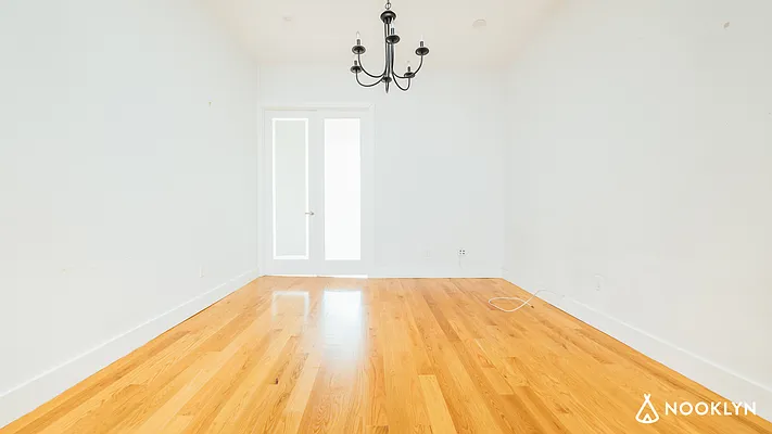 Rented by Nooklyn NYC LLC | media 16