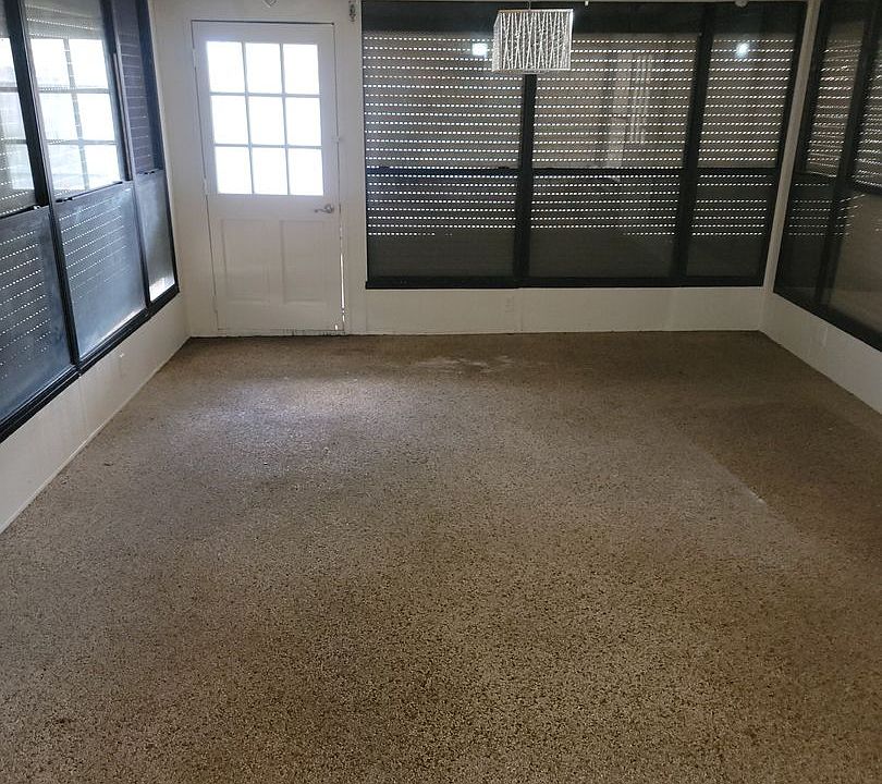 1st image of 2801 Blue Grass Dr