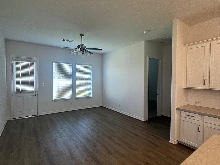 23642 Red Rowan Ln — Photo 9