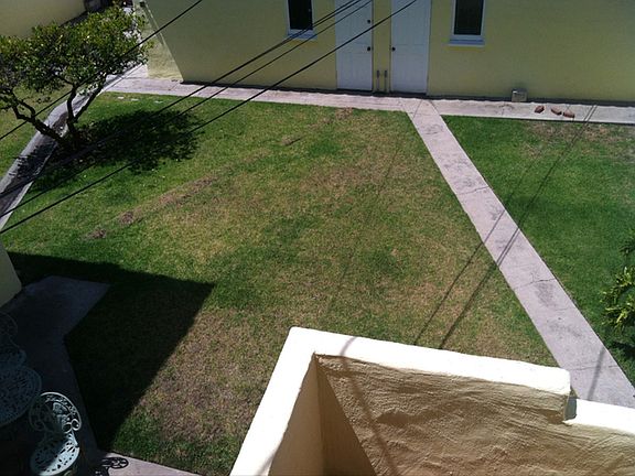 5th image of 1053 S Crescent Heights Blvd