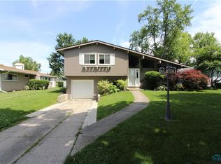 1210 Elco Ave, Maumee, OH 43537