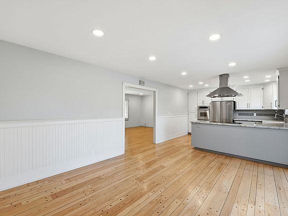 5th image of 4859 Borina Dr