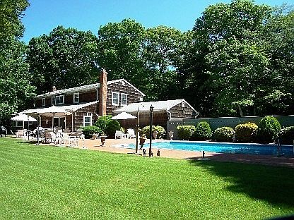 1st image of 45 Robertson Dr
