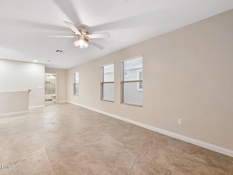 1330 S 121st Dr — Photo 15
