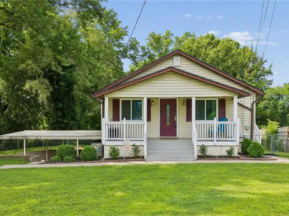 4811 NE 44th Ter, Kansas City, MO 64117