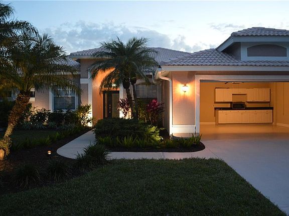 3rd image of 4657 Sweetmeadow Cir