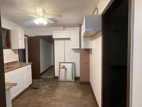 3rd image of 185 58th St #1